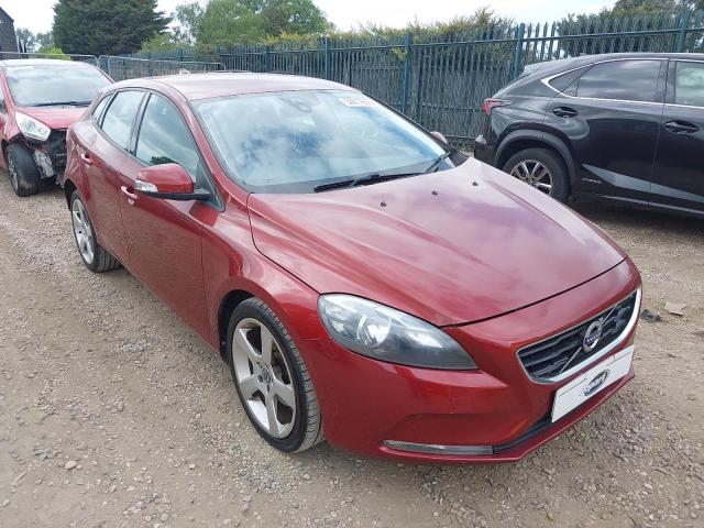 2015 VOLVO V40 ES NAV