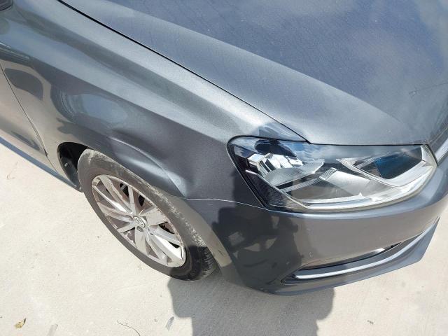 2015 VOLKSWAGEN POLO SE TS