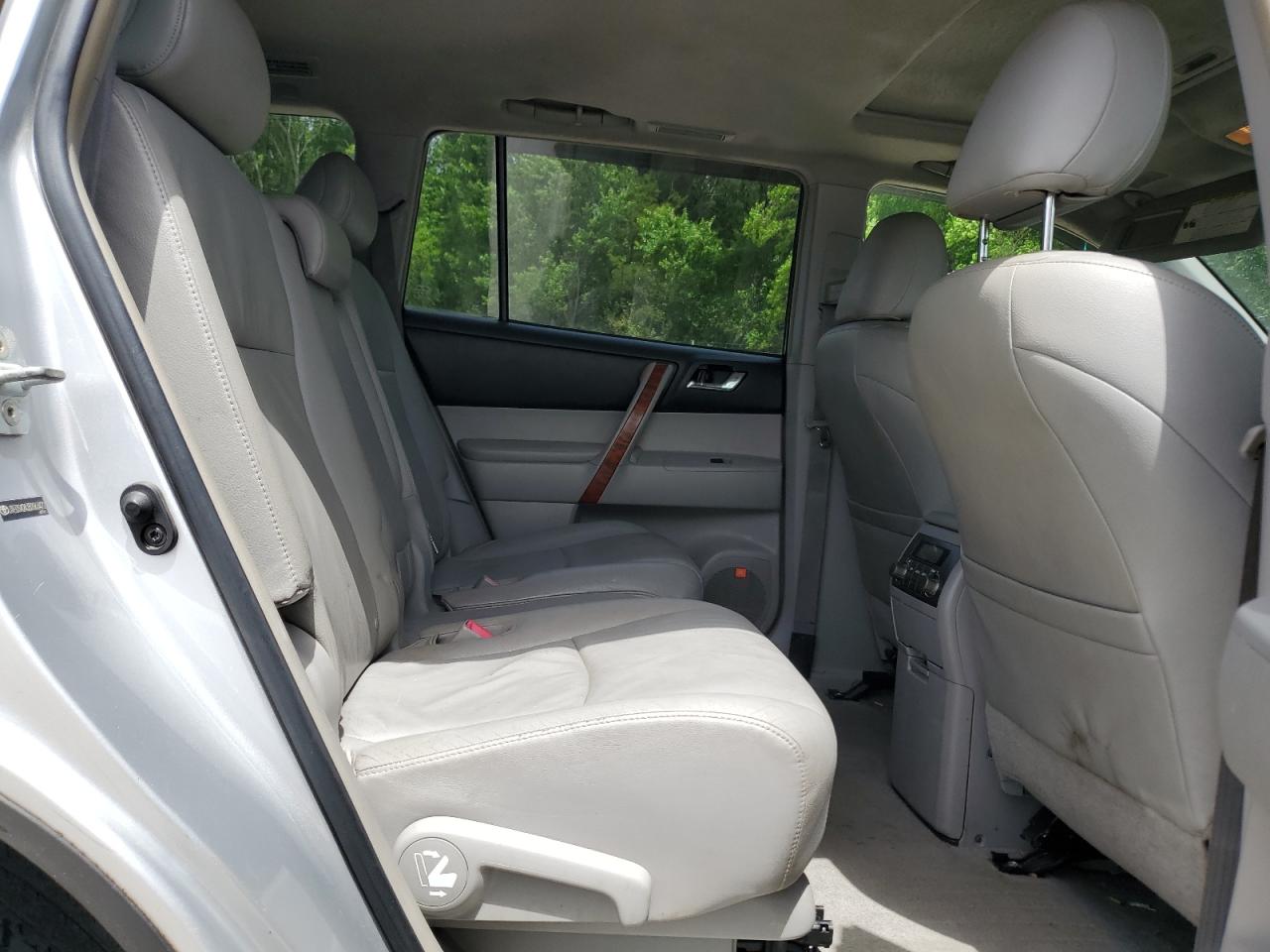 2008 Toyota Highlander Limited VIN: JTEDS42A382063422 Lot: 56367345