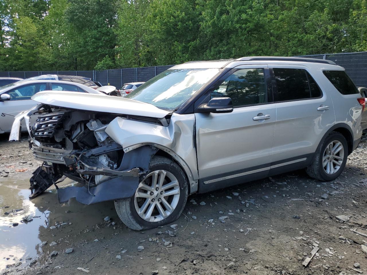 2016 Ford Explorer Xlt იყიდება Waldorf-ში, MD - All Over