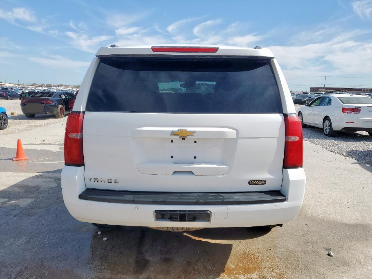 2015 Chevrolet Tahoe C1500 Lt VIN: 1GNSCBKC6FR113529 Lot: 57702225