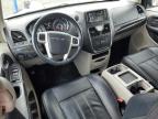 2016 Chrysler Town & Country Touring   en Venta en Cahokia Heights, IL - Front End
