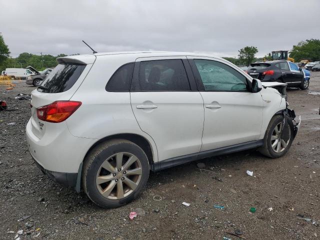  MITSUBISHI OUTLANDER 2015 Белый