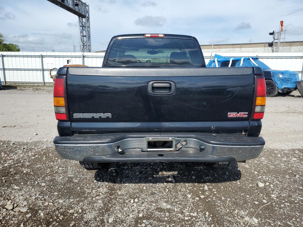 2004 GMC New Sierra K1500 VIN: 1GTEK19T54E305571 Lot: 56954375