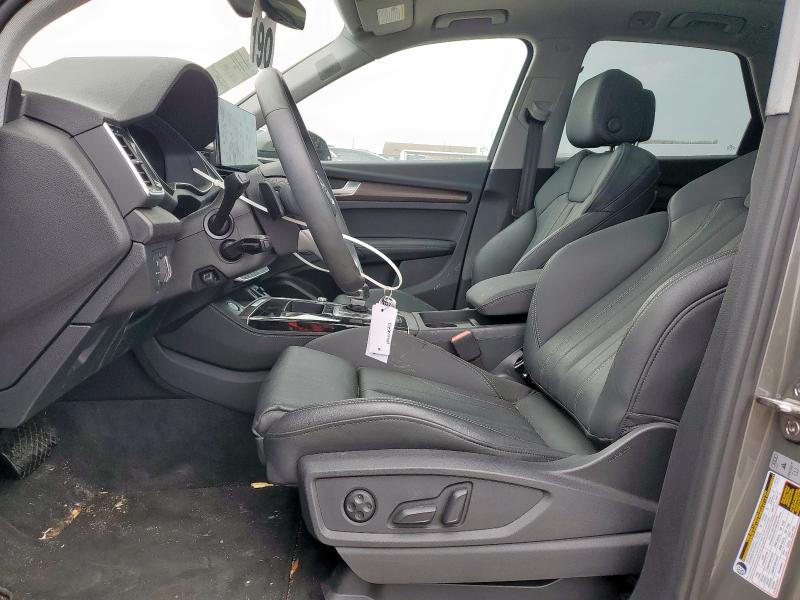  AUDI Q5 2024 Серый