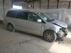 2012 Chrysler Town & Country Touring للبيع في Lexington، KY - Front End