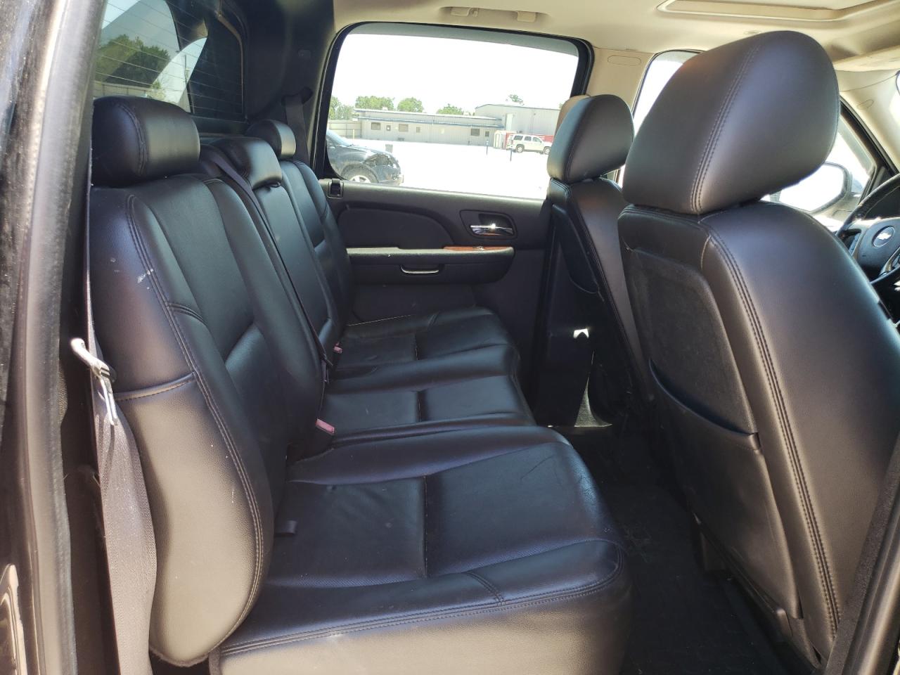 2011 Chevrolet Avalanche Ltz VIN: 3GNTKGE35BG228553 Lot: 56722035
