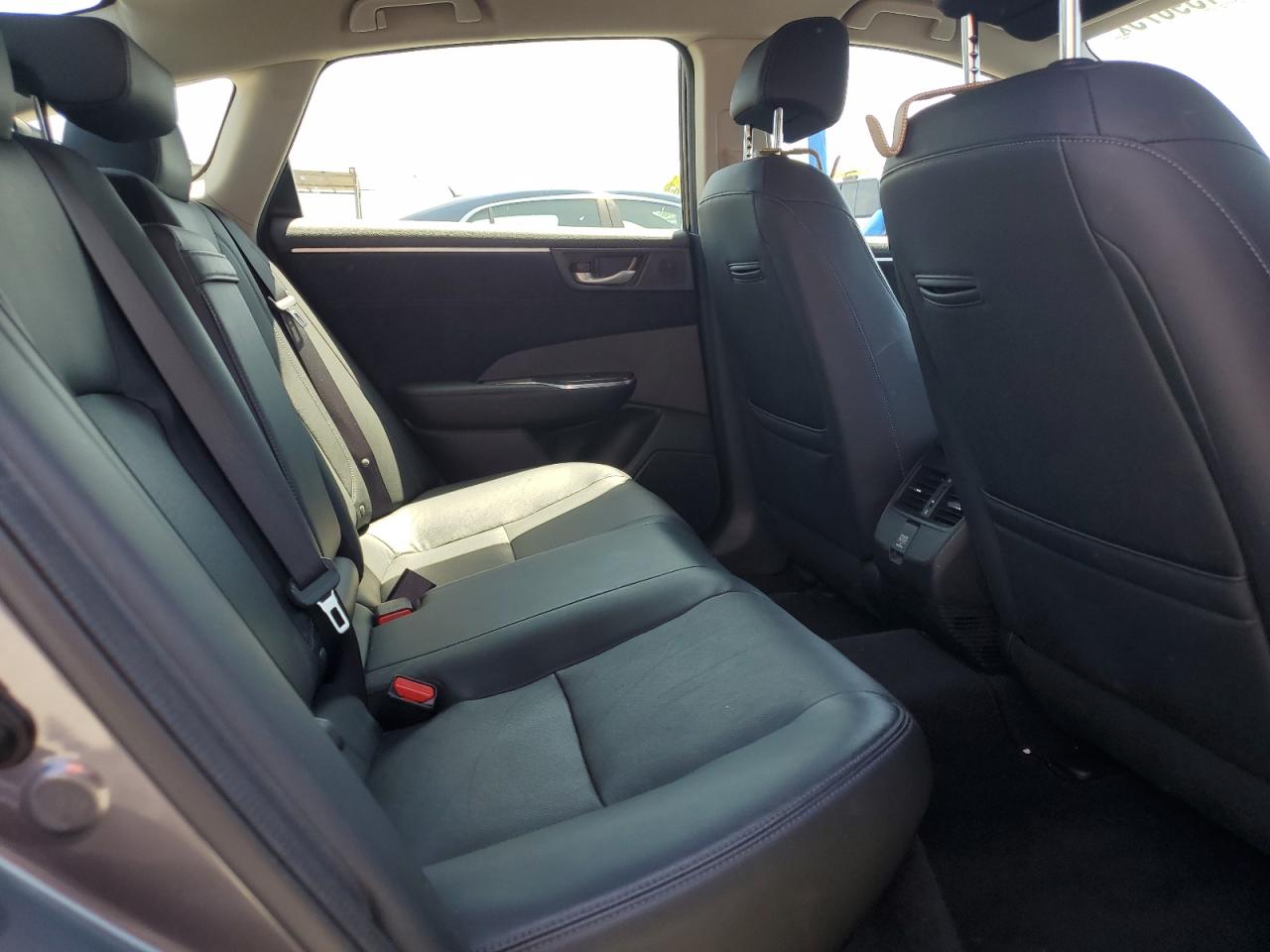 2018 Honda Clarity Touring VIN: JHMZC5F36JC014495 Lot: 56139675
