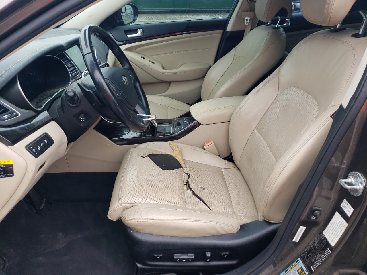 2015 Kia Cadenza Premium VIN: KNALN4D70F5171174 Lot: 58305045