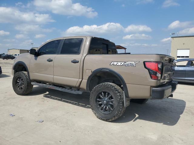  NISSAN TITAN 2021 Brązowy