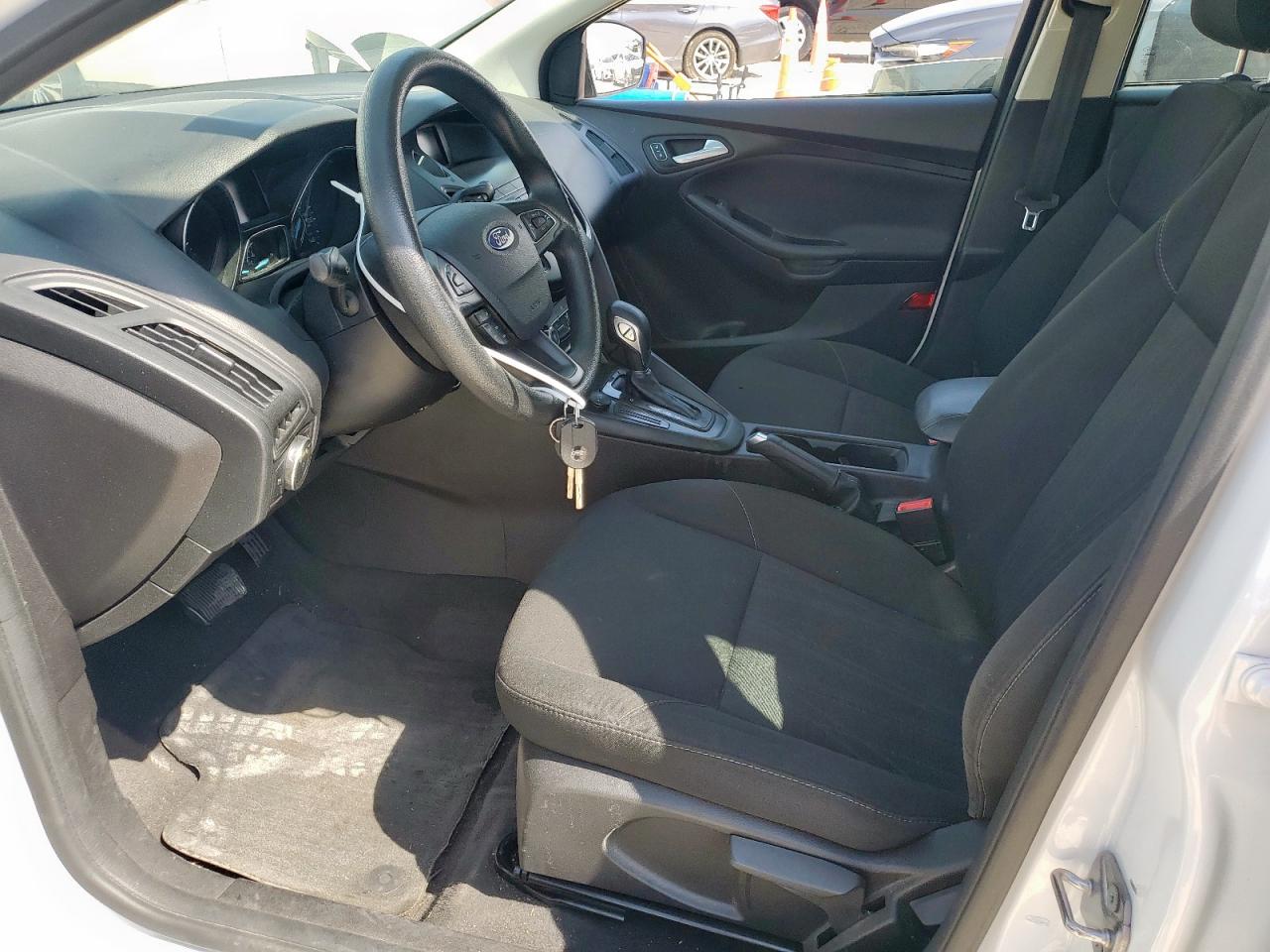 2018 Ford Focus Se VIN: 1FADP3K24JL311689 Lot: 56781535