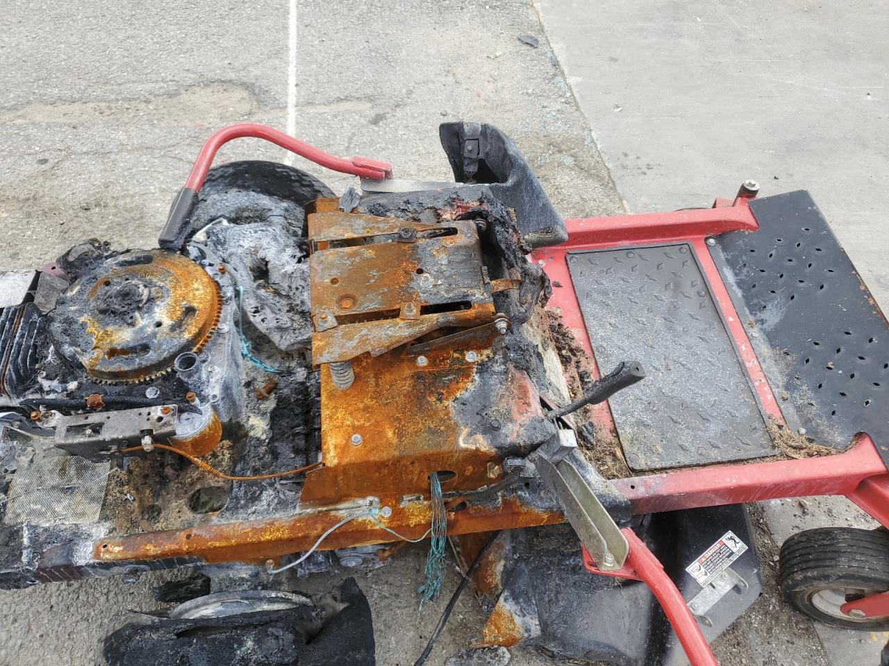 OTHER LAWN MOWER 2013 VIN N0V1N000058218335 фото 6