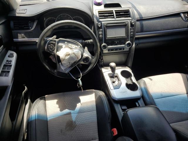  TOYOTA CAMRY 2013 Biały