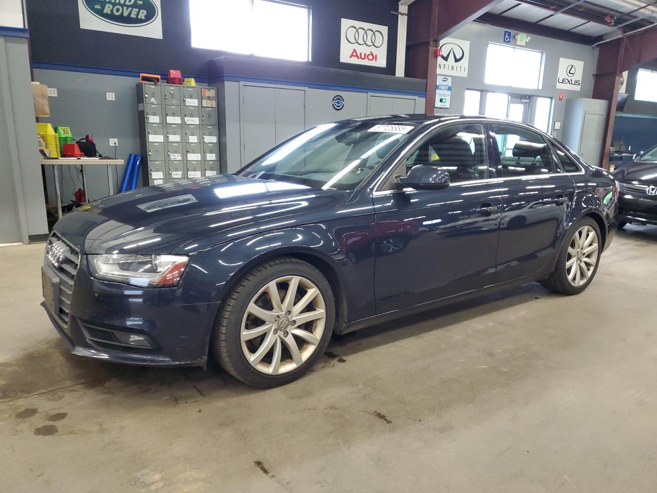 2013 Audi A4 Premium Plus na sprzedaż w East Granby, CT - Minor Dent/Scratches