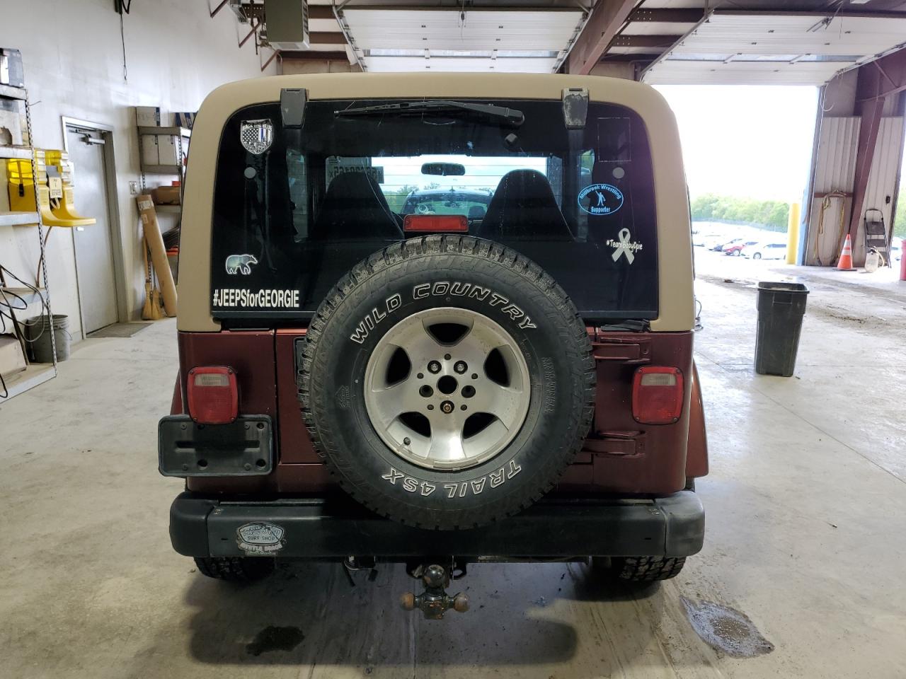 2002 Jeep Wrangler / Tj Sahara VIN: 1J4FA59S62P751858 Lot: 56638165