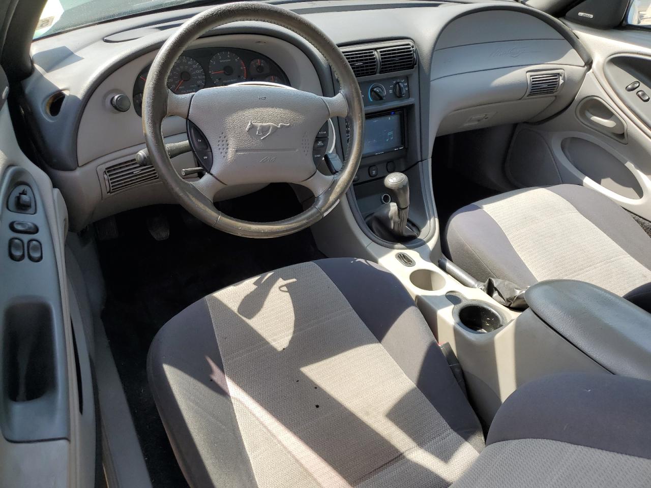 2001 Ford Mustang VIN: 1FAFP404X1F196064 Lot: 57237155