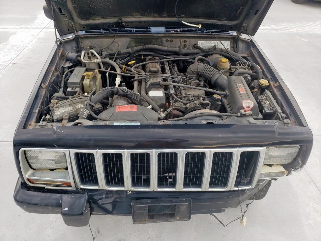 2000 Jeep Cherokee Limited VIN: 1J4FT68S0YL245122 Lot: 58649085