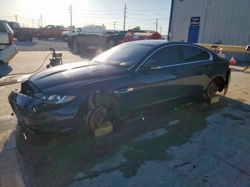 2017 Jaguar Xe Prestige