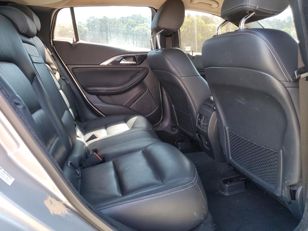 2018 Infiniti Qx30 Base VIN: SJKCH5CP3JA048175 Lot: 57634795