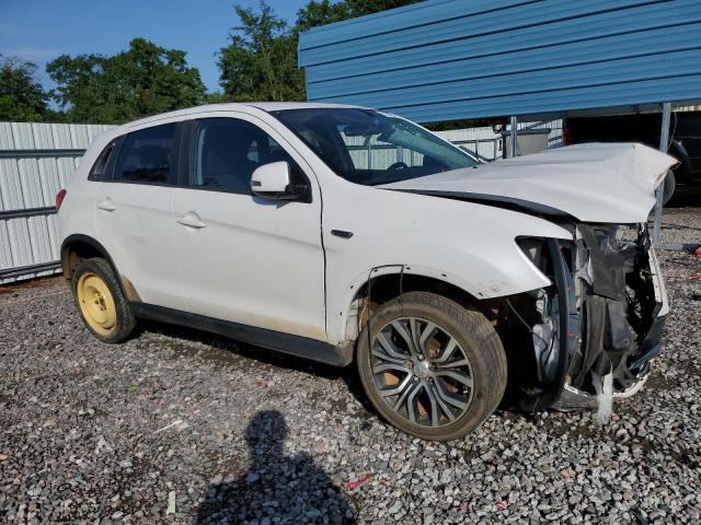  MITSUBISHI OUTLANDER 2016 Biały