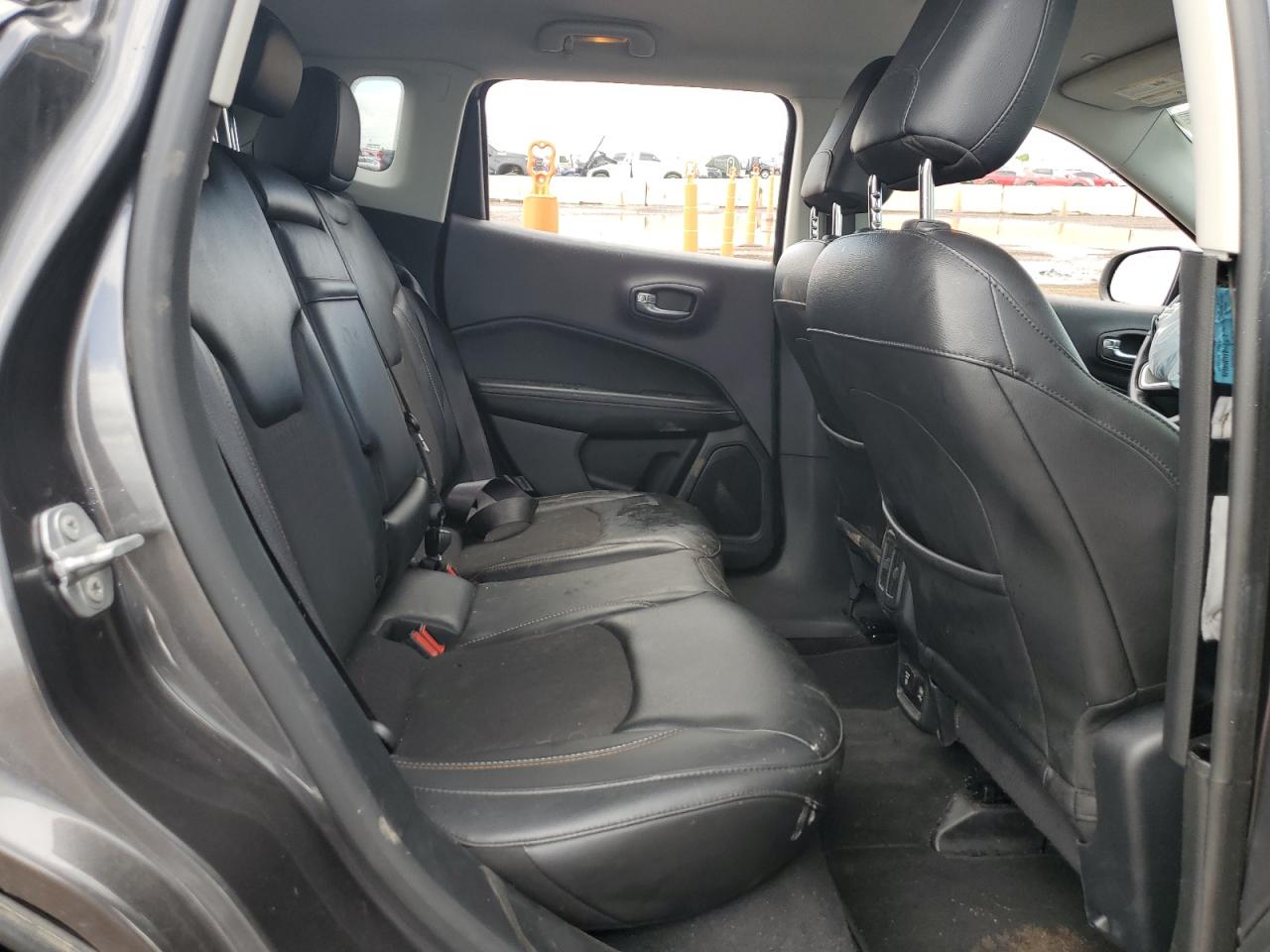 2018 Jeep Compass Latitude VIN: 3C4NJDBB8JT253113 Lot: 59059225