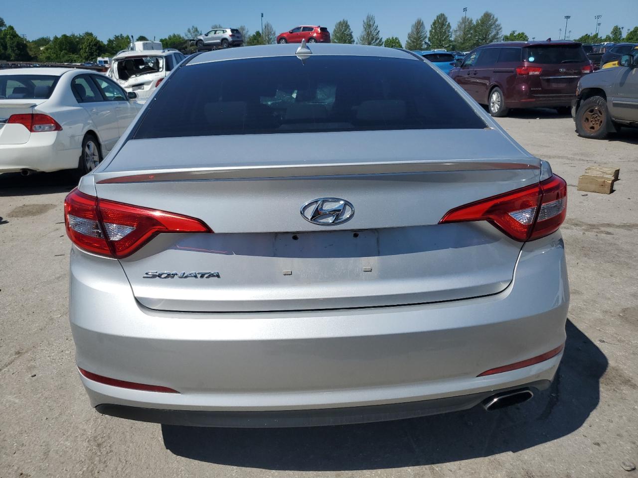 2015 Hyundai Sonata Se VIN: 5NPE24AFXFH183672 Lot: 58748145