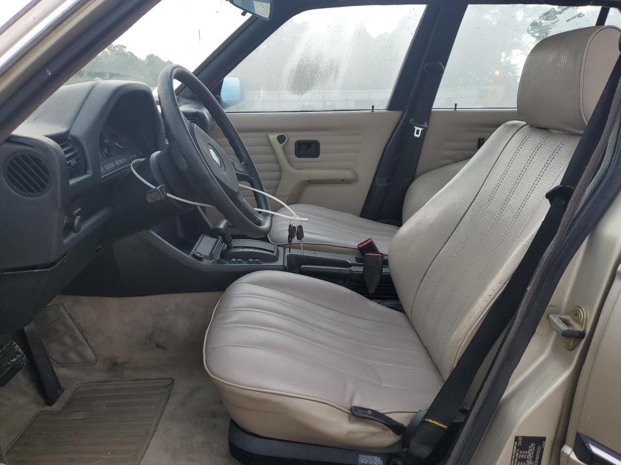 1987 BMW 325 E Automatic VIN: WBAAE6403H8820635 Lot: 55409915