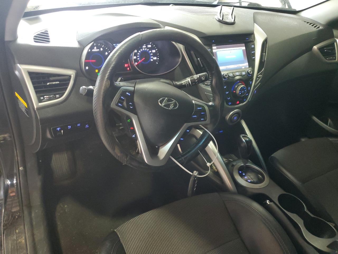 2013 Hyundai Veloster VIN: KMHTC6AD1DU175862 Lot: 57326275