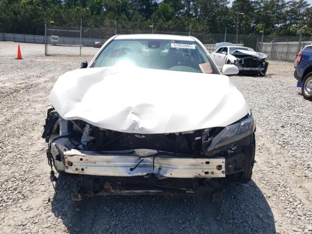  TOYOTA CAMRY 2021 Белы