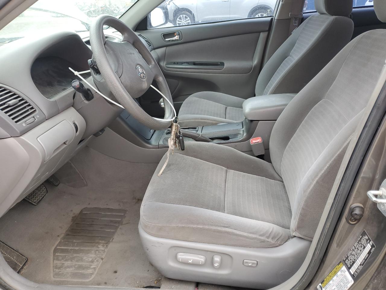 2005 Toyota Camry Le VIN: 4T1BE30K95U966890 Lot: 56708695