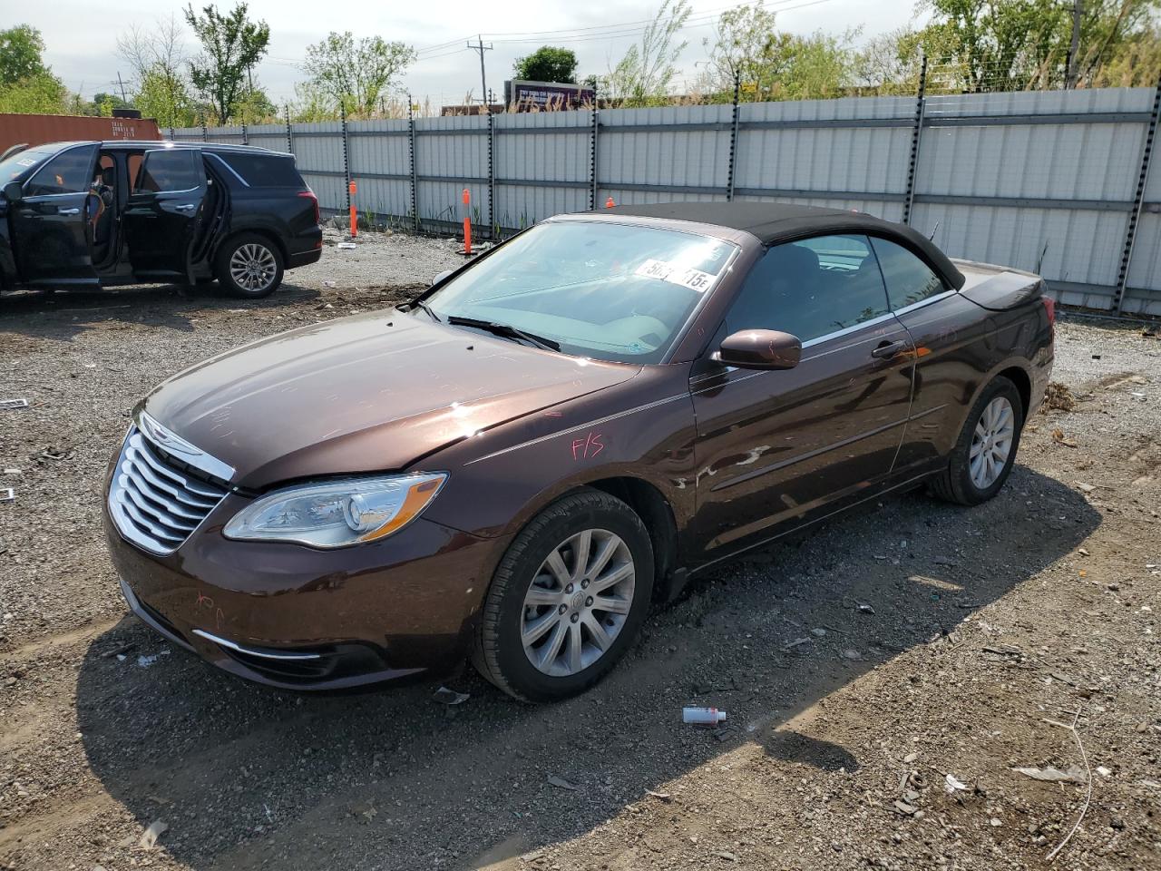 2013 Chrysler 200 Touring