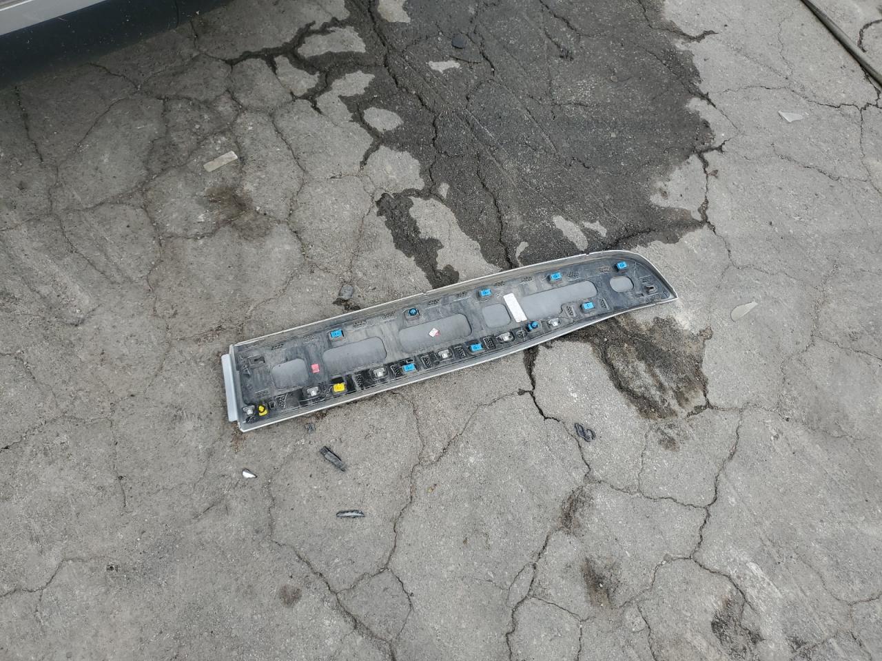 2018 Chevrolet Traverse Premier VIN: 1GNEVJKW9JJ130375 Lot: 58322085