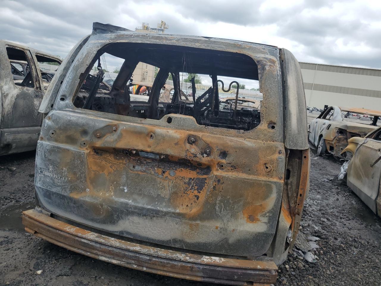 2C4RDGEGXGR310232 2016 Dodge Grand Caravan R/T