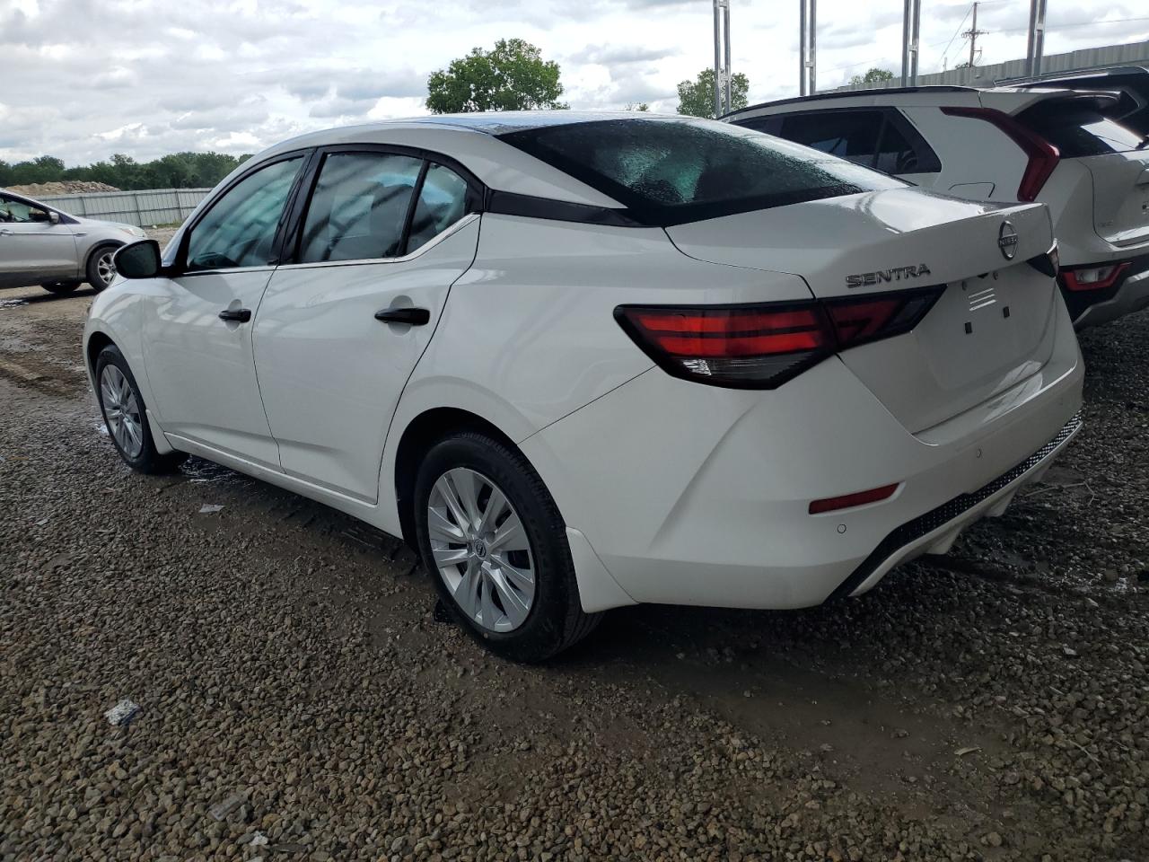2024 Nissan Sentra - Image 2