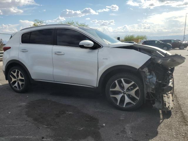  KIA SPORTAGE 2017 Белы