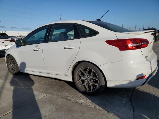Sedans FORD FOCUS 2016 White