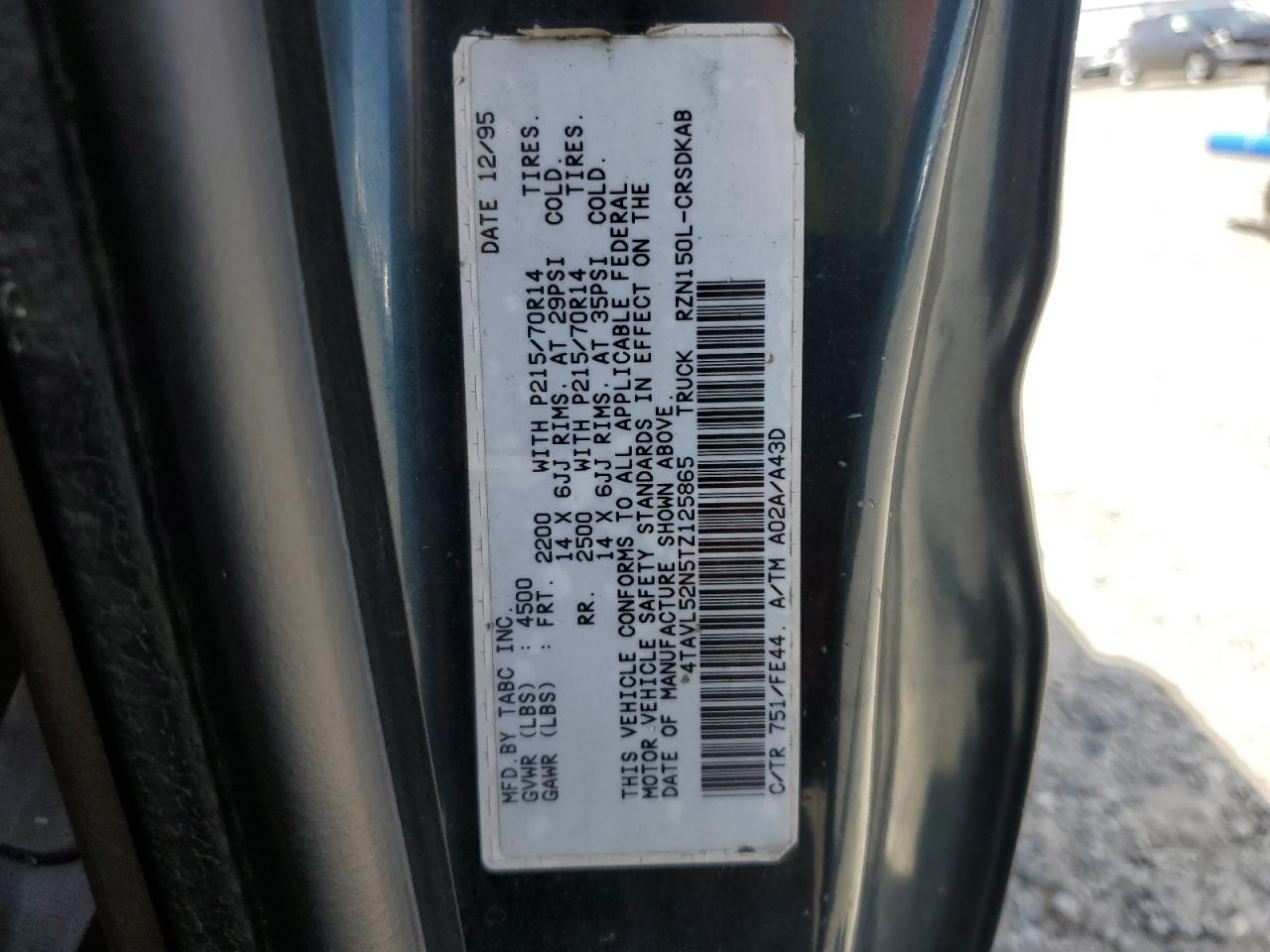 1996 Toyota Tacoma Xtracab VIN: 4TAVL52N5TZ125865 Lot: 56992385