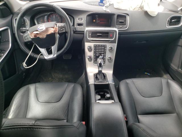 Sedans VOLVO S60 2017 Silver