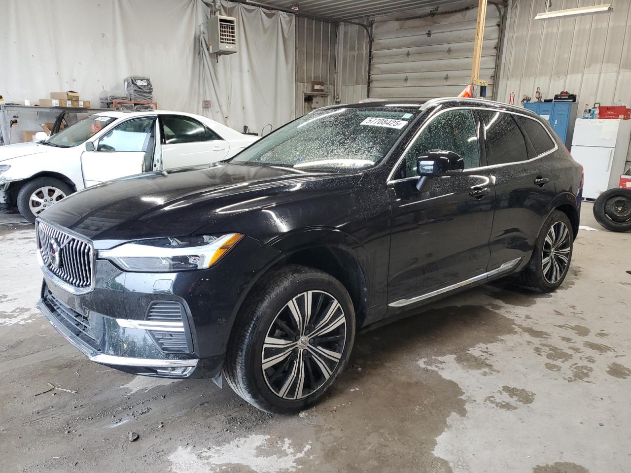 2022 Volvo Xc60 B5 Inscription for Sale in York Haven, PA - Rear End