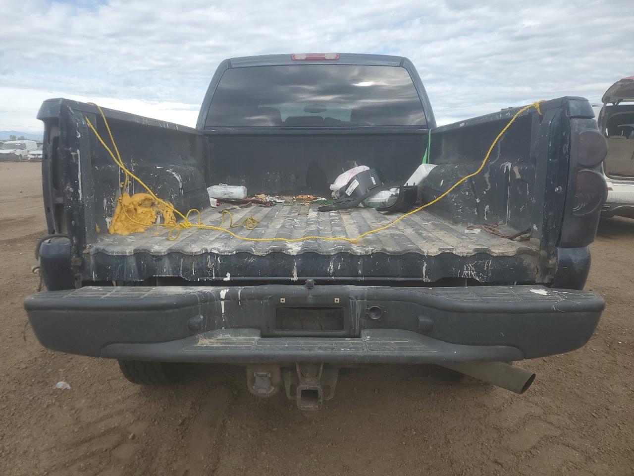 2005 Chevrolet Silverado K2500 Heavy Duty VIN: 1GCHK23215F913487 Lot: 57225445