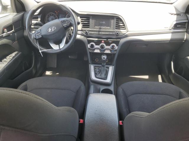  HYUNDAI ELANTRA 2019 Серебристый