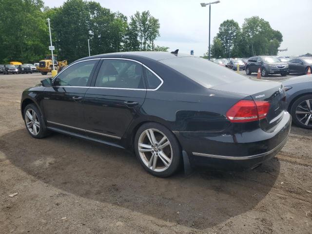 Sedans VOLKSWAGEN PASSAT 2015 Czarny
