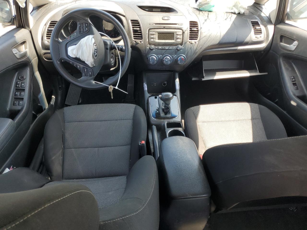 2017 Kia Forte Lx VIN: 3KPFK4A75HE142256 Lot: 56296015