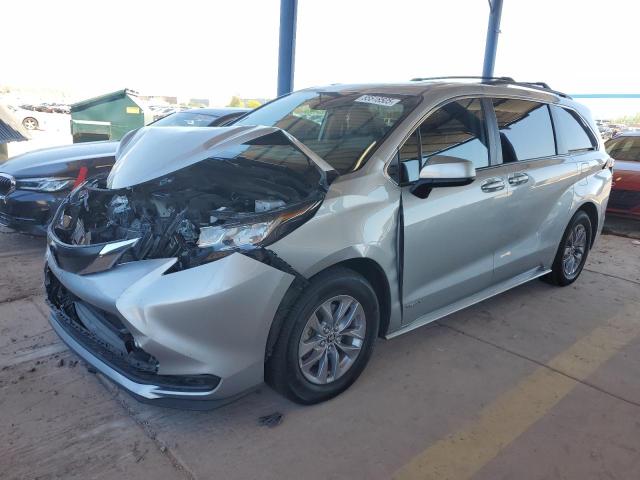 2021 Toyota Sienna Le