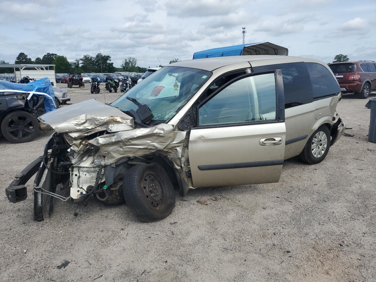 2005 Chrysler Town & Country zu verkaufen in Newton, AL - All Over