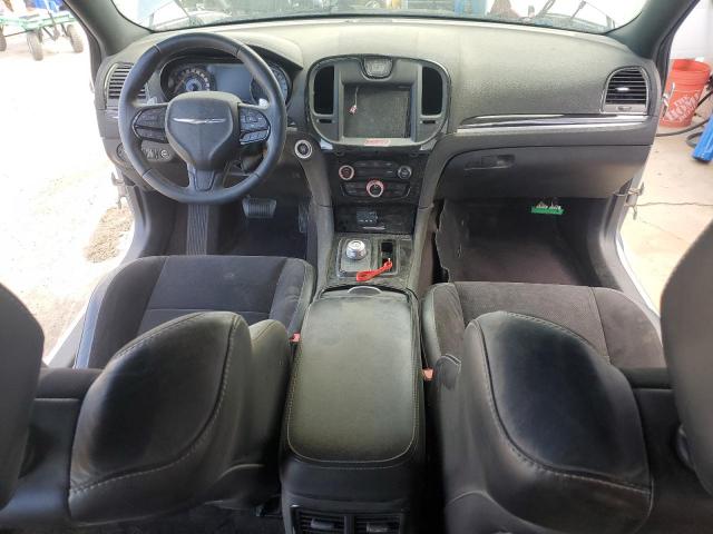  CHRYSLER 300 2017 Srebrny