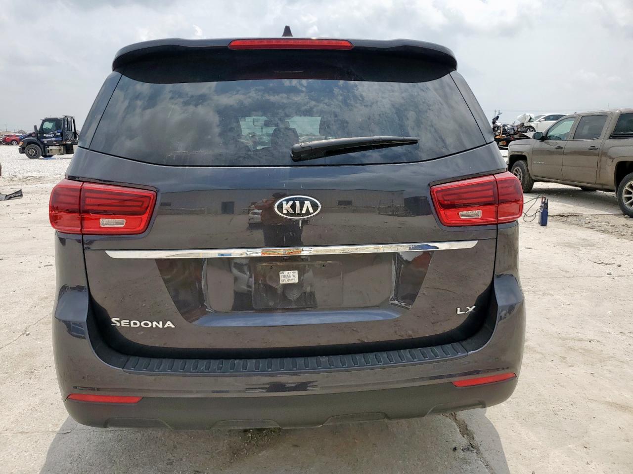 2021 Kia Sedona Lx VIN: KNDMB5C12M6666874 Lot: 57532575
