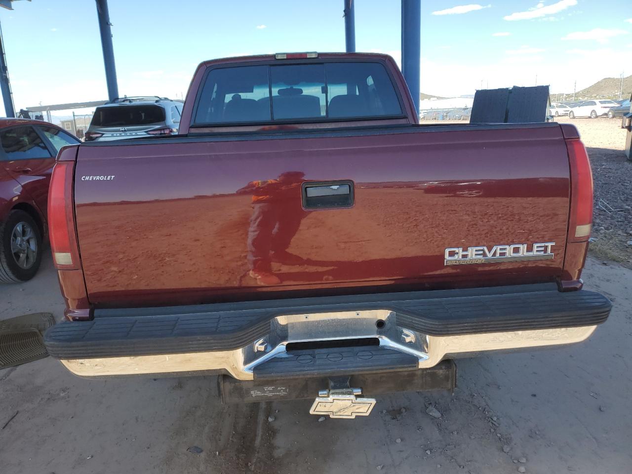 1998 Chevrolet Gmt-400 C1500 VIN: 2GCEC19R4W1108865 Lot: 56657945