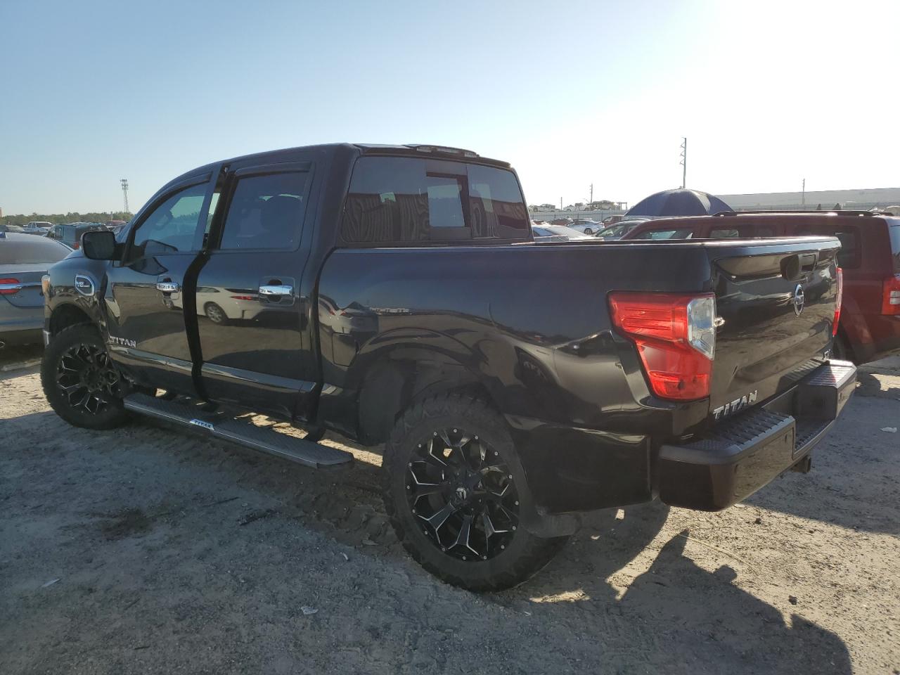 2017 Nissan Titan Sv VIN: 1N6AA1E65HN536197 Lot: 57022465