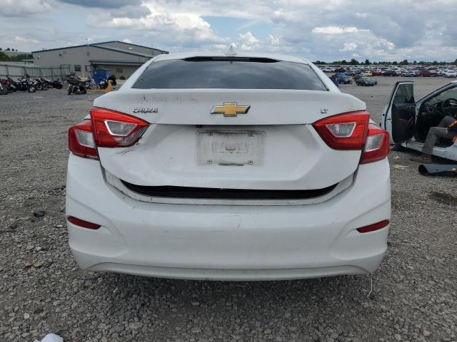 Sedans CHEVROLET CRUZE 2017 White